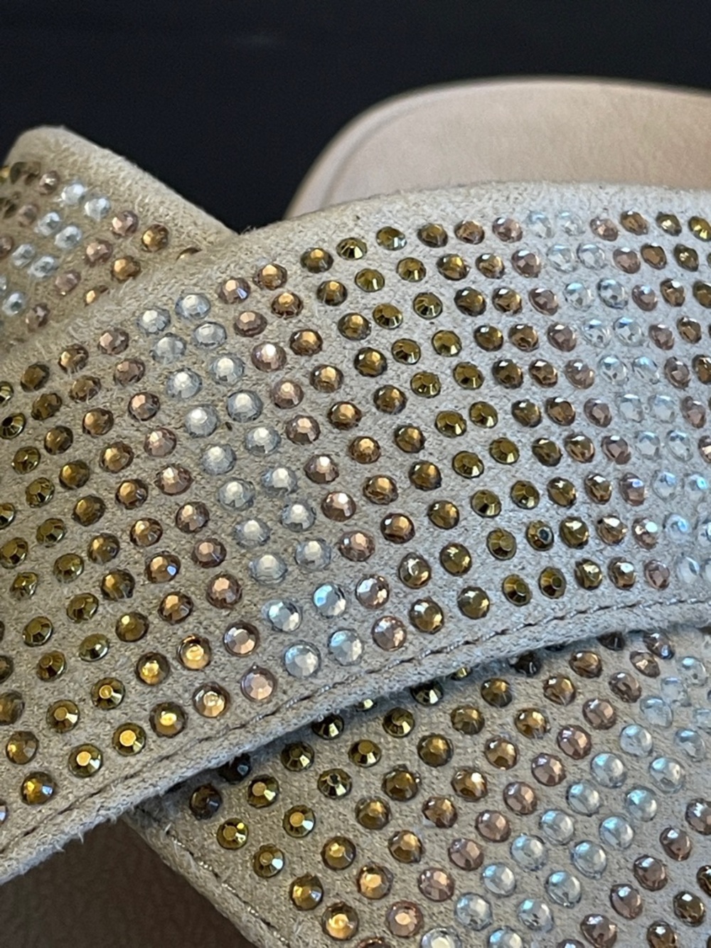 FitFlop Gold Tone “Lulu” Crystal Mix Metallic Criss-Cross Slides - Picture 13 of 16